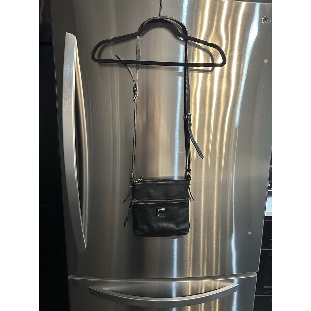 Vintage Dooney & Bourke Saffiano Letter Carrier Black - Picture 2 of 7